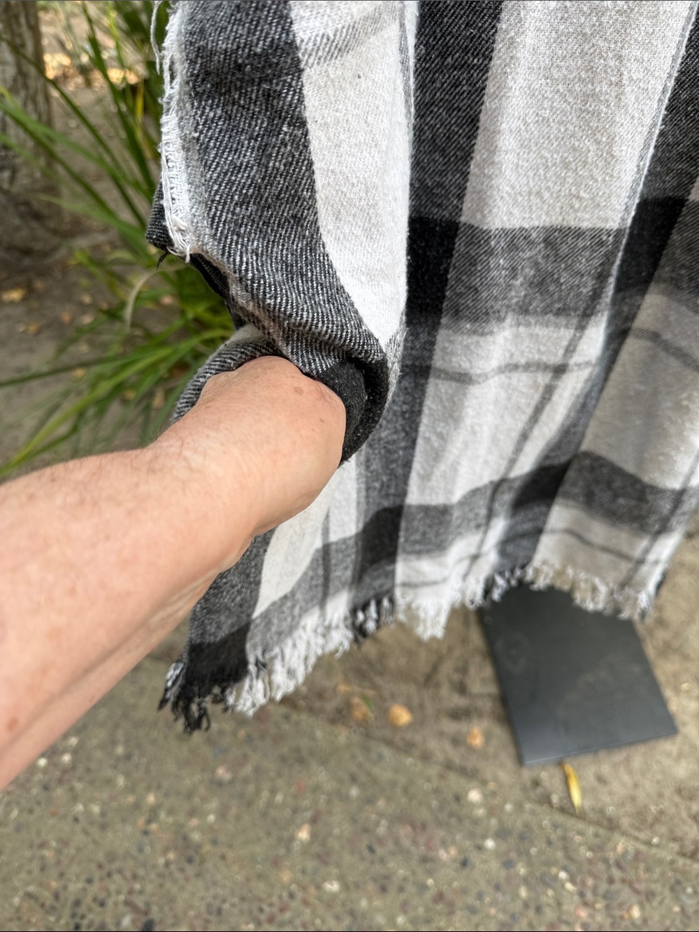 Oli & Hali Black and White Patchwork Jean Shacket - Picture 4 of 6